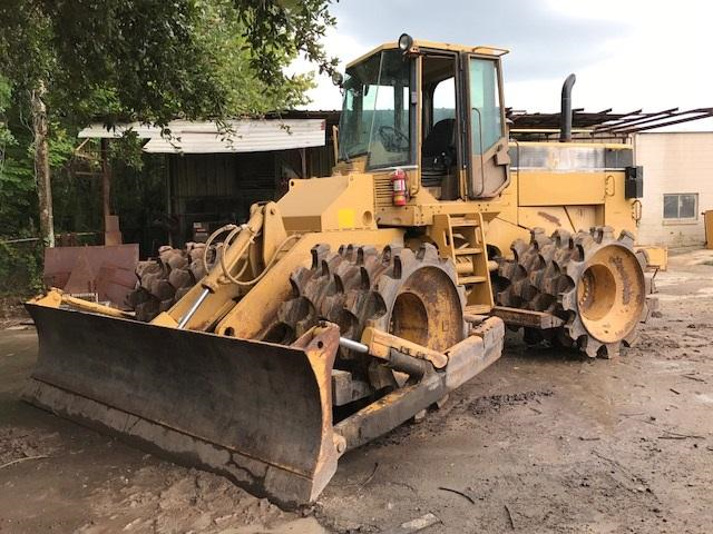 2000 Caterpillar 815F Compactor For Sale